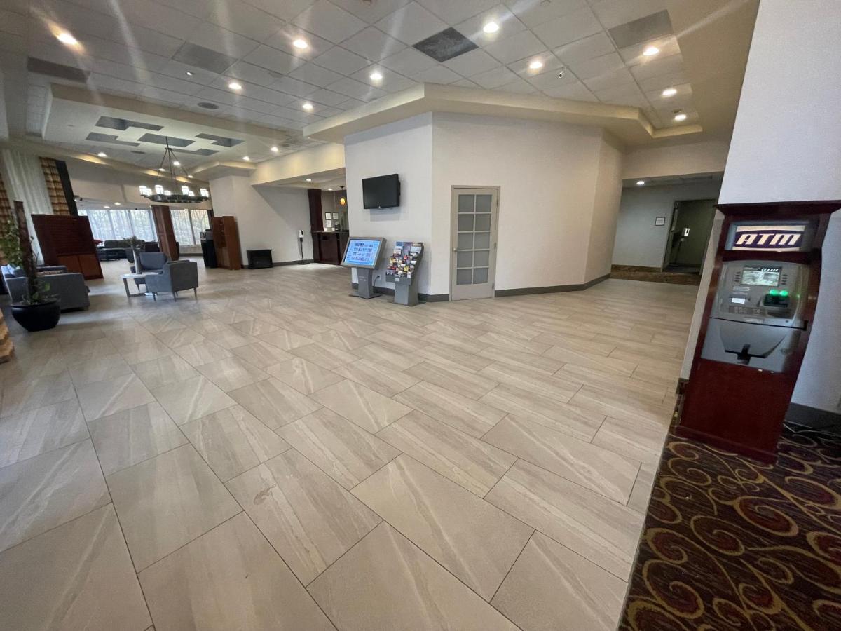 Ramada By Wyndham Cleveland Independence Ξενοδοχείο Εξωτερικό φωτογραφία