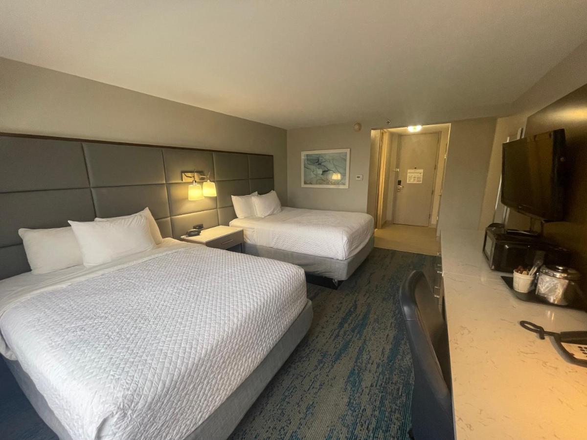 Ramada By Wyndham Cleveland Independence Ξενοδοχείο Εξωτερικό φωτογραφία