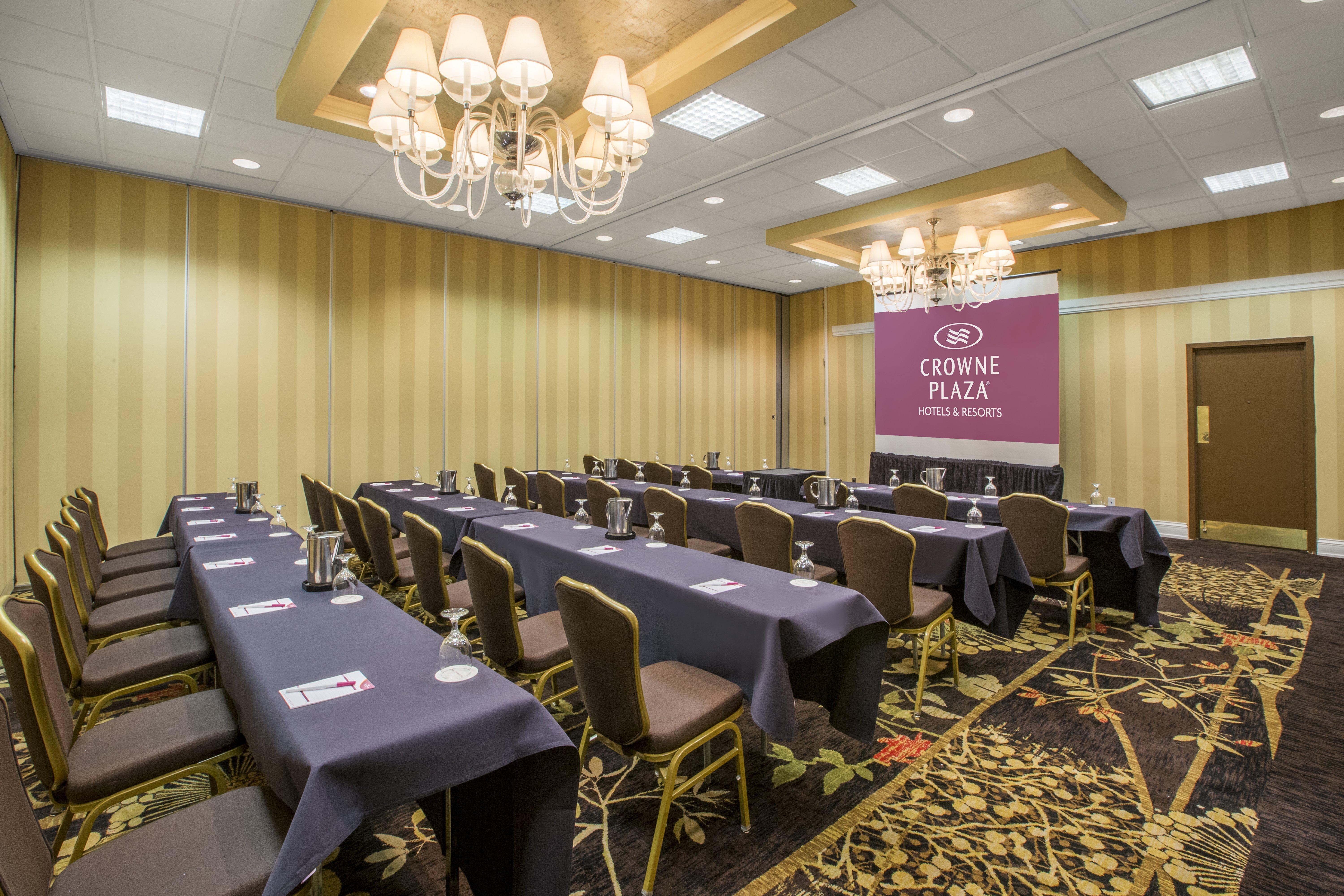 Ramada By Wyndham Cleveland Independence Ξενοδοχείο Εξωτερικό φωτογραφία
