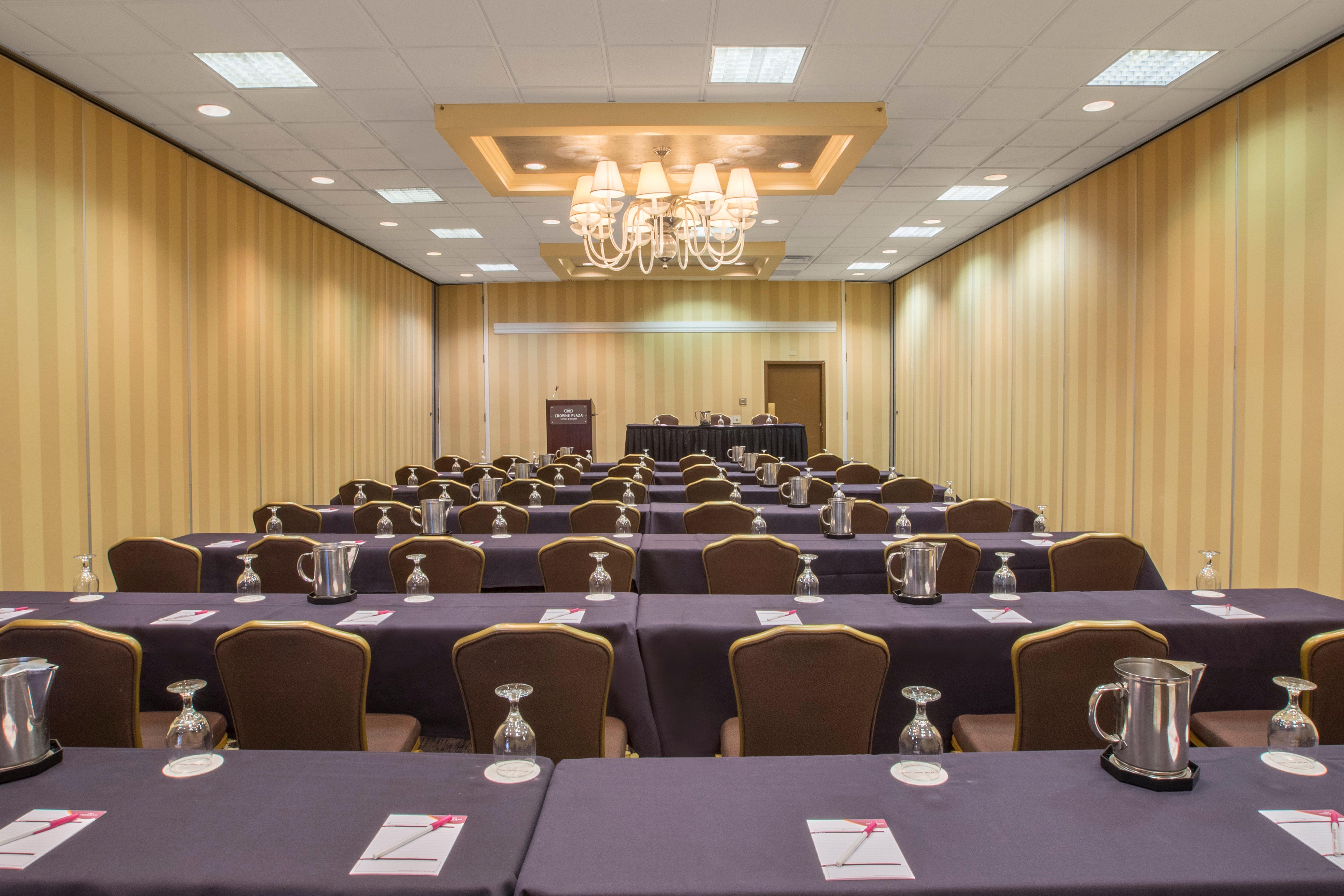 Ramada By Wyndham Cleveland Independence Ξενοδοχείο Εξωτερικό φωτογραφία