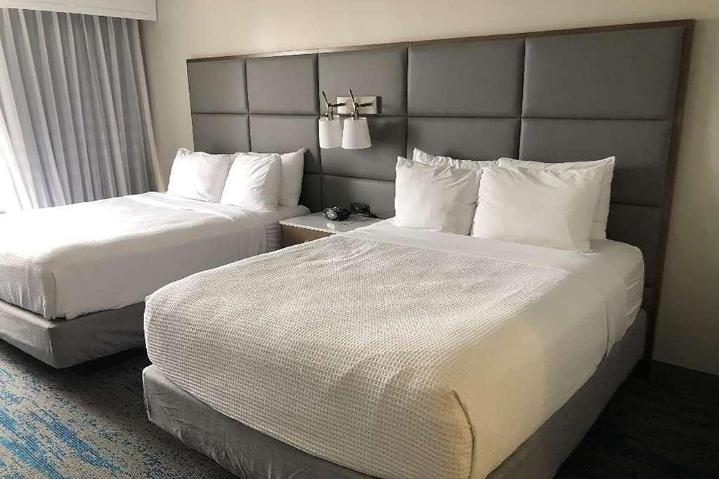 Ramada By Wyndham Cleveland Independence Ξενοδοχείο Δωμάτιο φωτογραφία