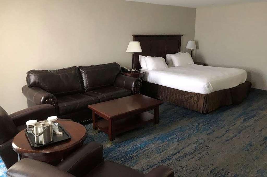 Ramada By Wyndham Cleveland Independence Ξενοδοχείο Δωμάτιο φωτογραφία
