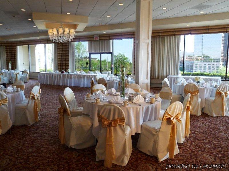 Ramada By Wyndham Cleveland Independence Ξενοδοχείο Εστιατόριο φωτογραφία